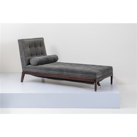 GEORGE SMITH, Chaise longue modello “Norris Chaise”