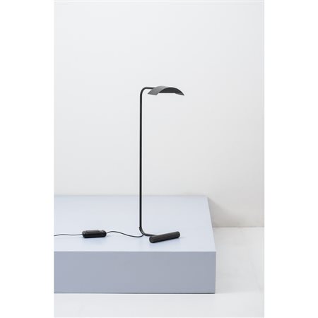 INSTA, Lampada da terra