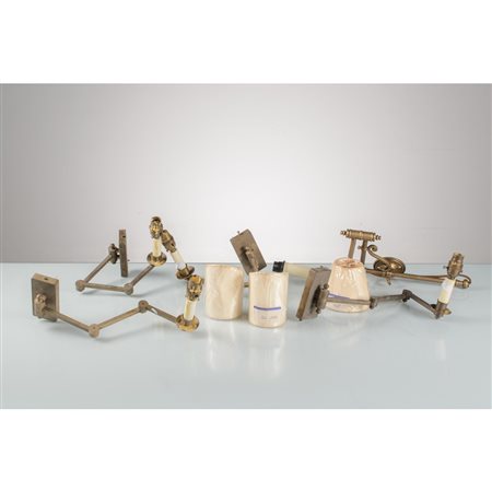 PRODUZIONE INGLESE 2000 ca., Quattro lampade da parete