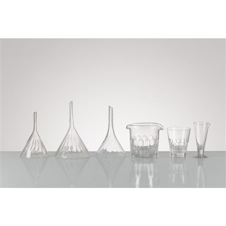 PRODUZIONE INGLESE 2000 ca., Sei accessori per alcolici