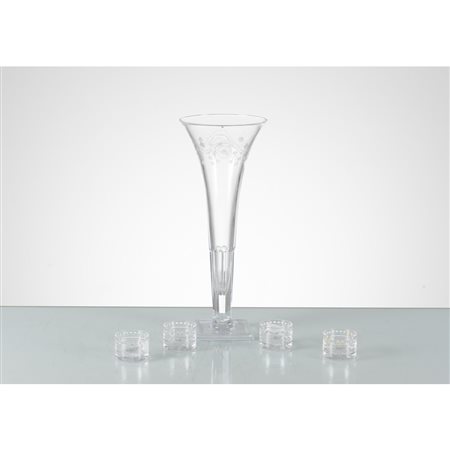 WILLIAM YEOWARD E PRODUZIONE INGLESE, Quattro saliere e vaso