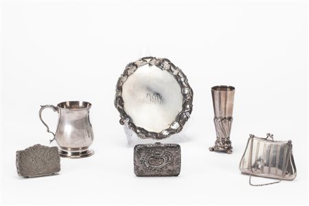 Lotto di sei oggetti , England, 19th and early 20th century