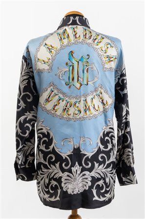 Gianni Versace  
Camicia in seta "La Medusa" 
 