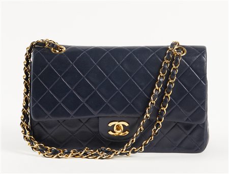 Chanel  
Borsa Timeless double flap 
 