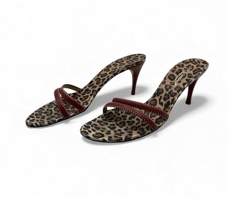 Dolce & Gabbana  
Mules 
 