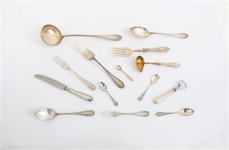 ARGENTI RECENTI SERVIZIO DI POSATE IN ARGENTO, CALDERONI, MILANO, XX SECOLO,...