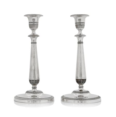 ARGENTI D'EPOCA COPPIA DI CANDELIERI IN ARGENTO, MILANO, 1820 CA., ARGENTIERE...