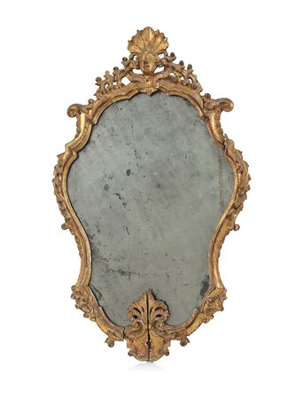 MOBILE DEL XVIII SECOLO SPECCHIERA AD APPLIQUE IN LEGNO SCOLPITO E DORATO,...