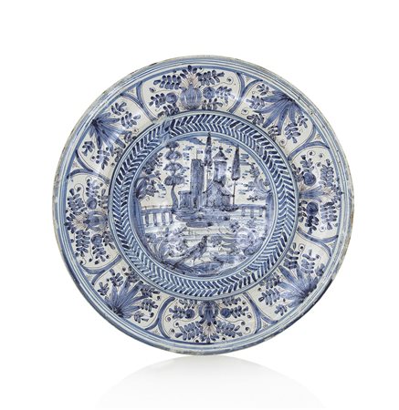 SAVONA PIATTO IN MAIOLICA, SAVONA, XVII SECOLO, con ambone ribassato, decoro...