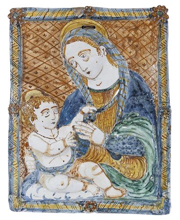 DERUTA PLACCA IN MAIOLICA, XVII SECOLO, raffigurante Madonna con Bambino;...