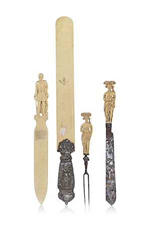 AVORIO EUROPEO DUE TAGLIACARTE IN AVORIO E AVORIO E ARGENTO, XIX-XX SECOLO,...