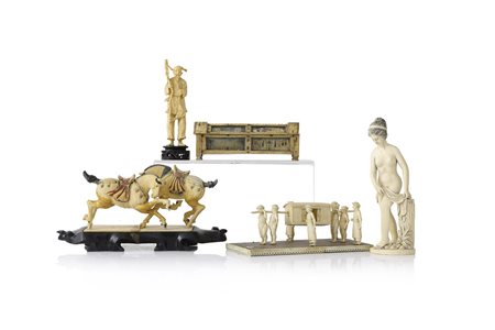 AVORIO LOTTO DI DIVERSI OGGETTI IN AVORIO, CINA E INDIA, XX SECOLO, composto...