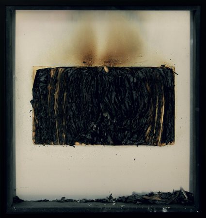 AUBERTIN Bernard, Livre brulé