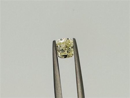 DIAMANTE NATURAL POLISHED 0,74 NATURAL FANCY GIALLO -SI1 - CERTIFICATO GEMMOLOGICO ALLEGATO - UD30113-2