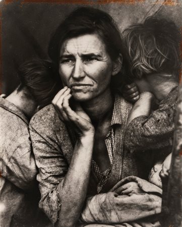 Dorothea Lange (1895 - 1965)  - Migrant Mother, 1936