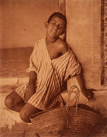 Rudolf Lehnert - Ernst Landrock (1878 - 1948, 1880 - 1957)  - Senza titolo (Giovane tunisino), 1900s