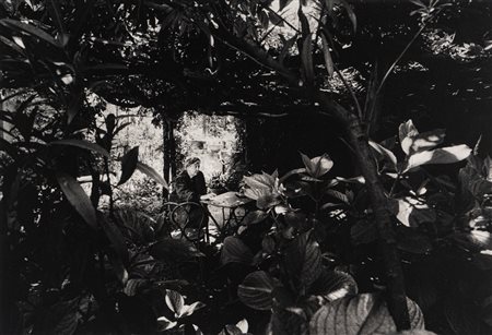 Gianni Berengo Gardin (1930 - 2025)  - La casa di E. Chaplin, 1971