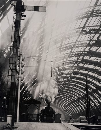 Tullio Farabola (1920 - 1983)  - Senza titolo (Milano, Stazione Centrale), 1950s