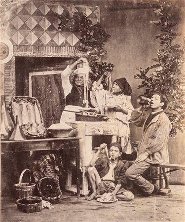 Giorgio Sommer (attribuito a) (1834 - 1914)  - Naples: Marchands Maccaroni en Marché, 1880s