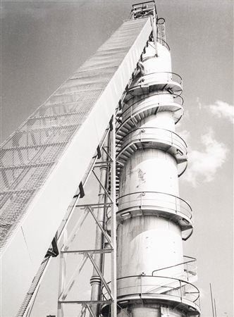Renzo Vaiani (1915 - 1996)  - Industria, Milano, 1960s