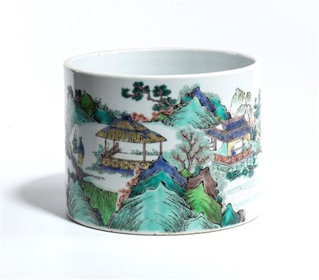  
Importante porta-pennelli  in porcellana famiglia verde, Cina dinastia Qing, periodo Kangxi (1662-1722)
 Alt.15cm; Diam.18,8cm