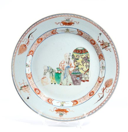 
Piatto in porcellana famiglia verde, Cina dinastia Qing, XIX secolo
 Diam.35cm