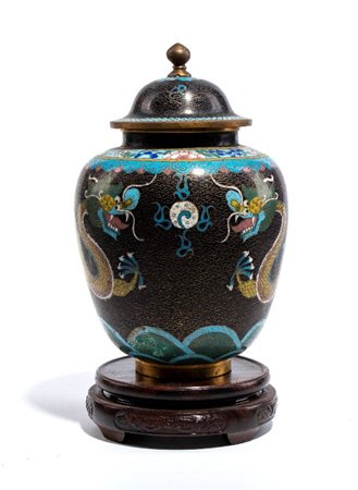  
Vaso cloisonné con coperchio, Cina Inizio XX secolo
 Alt.21cm