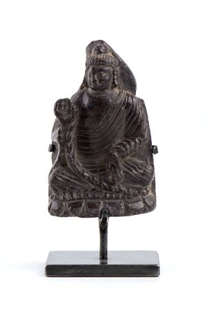  
Figurina in pietra di Bodhisattva, India Altomedioevo (c.650-1200d.C)
 Alt.8cm senza base