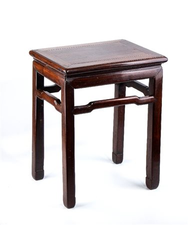  
Tavolo in legno, Cina Fine Dinastia Qing, 1900 circa
 Alt.5