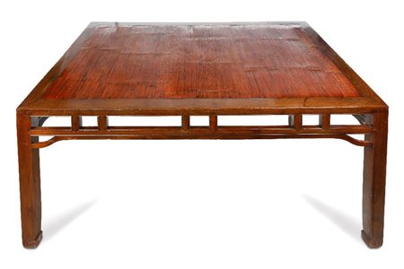  
Tavolo con piano in bambù pressato dinastia Qing, XIX secolo
 Alt.81cmX146cmX97,5cm