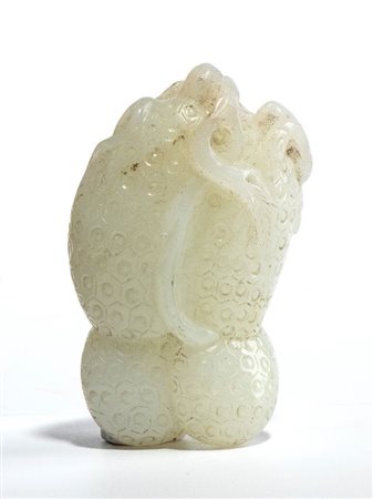  
Oggetto in giada a forma di arachide Fine dinastia Qing-Repubblica (1912-1949)
 6cmX4cm
