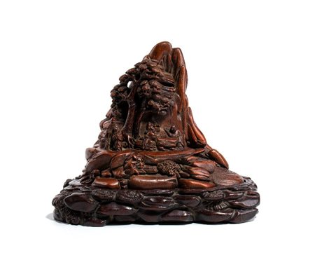  
Scultura con paesaggio  classico cinese, Cina dinastia Qing-periodo Repubblica (1912-1949)
 Alt.16cm; Larg.19cm