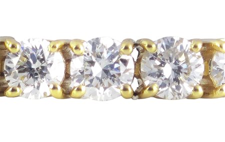 BRACCIALE TENNIS IN ORO 18K CON DIAMANTI LAB-GROWN PER 4.50 CT