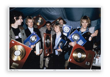 RED RONNIE (1951) - The police