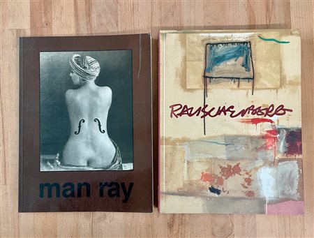 MAN RAY E ROBERT RAUSCHENBERG - Lotto unico di 2 cataloghi