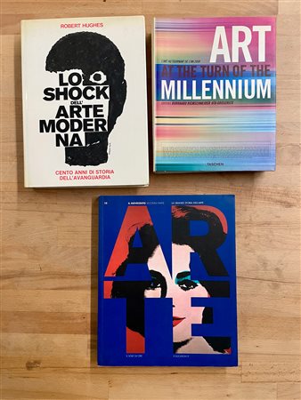MANUALI DI STORIA DELL'ARTE - Lotto unico di 3 cataloghi