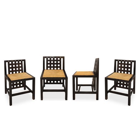 Charles Rennie Mackintosh per Cassina (Glasgow 1868 - Londra 1928)  - N°4 Sedie modello DS3 in frassino tinto nero e seduta in paglia lavorata a mano