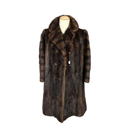 CAPPOTTO LUNGO IN VISONE FEMMINA NATURALE 