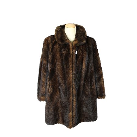 ELEGANTE PELLICCIA IN VISONE NATURALE MARRONE