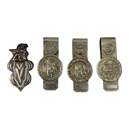 LOTTO COMPOSTO DA OGETTI VARI