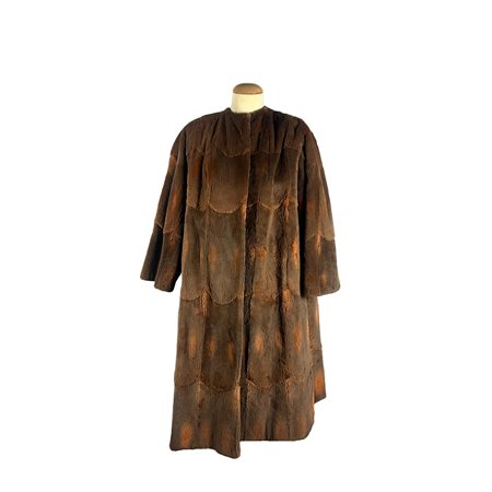 CAPPOTTO LUNGO IN PELLICCIA DI CASTORO RASATO