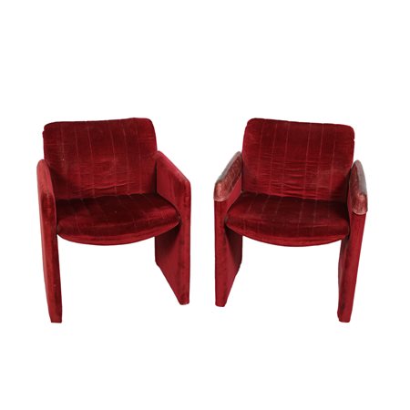 COPPIA POLTRONE MODELLO MANTILLA DI KAZUHIDETAKAHAMA