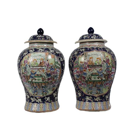 COPPIA DI POTICHE CON COPERCHIO