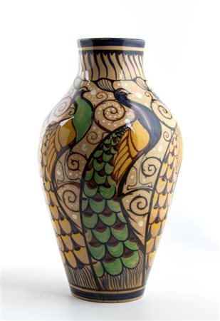 ROBERTO ROSATI (attribuito a) (Roma 1889 - 1949), Vaso con decoro di pavoni