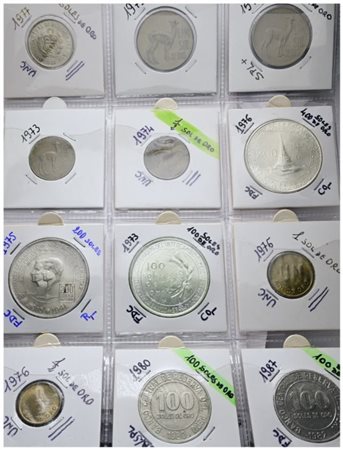 PERU'. Lotto di 12 monete, anche in Ag. Nominali, metalli, date e conservazioni varie.