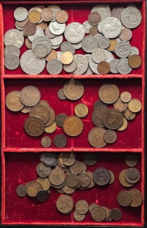 VARIE NAZIONI. Lotto multiplo di varie e numerose monete mondiali. Metalli, nominali e conservazioni varie.