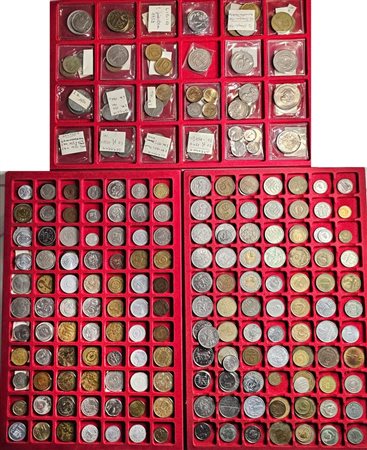 VARIE NAZIONI. Lotto multiplo di varie e numerose monete mondiali. Metalli, nominali e conservazioni varie.