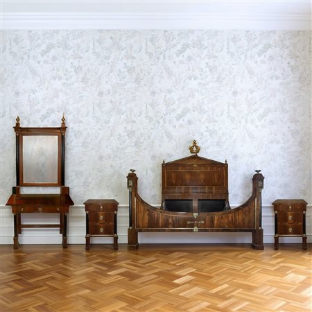 Camera da letto Emiliana con impiallacciatura in noce , Bologna, four°  decade of ° e nineteen°  secolo