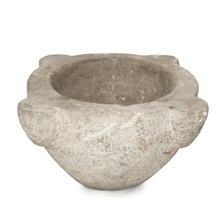 Grande mortaio in marmo bianco, 17°  secolo