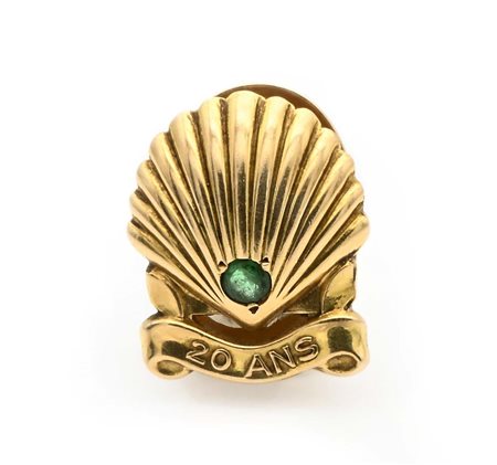 Cartier pinza da revers in oro e smeraldo Anni '40 Oro giallo 750/000. Peso...